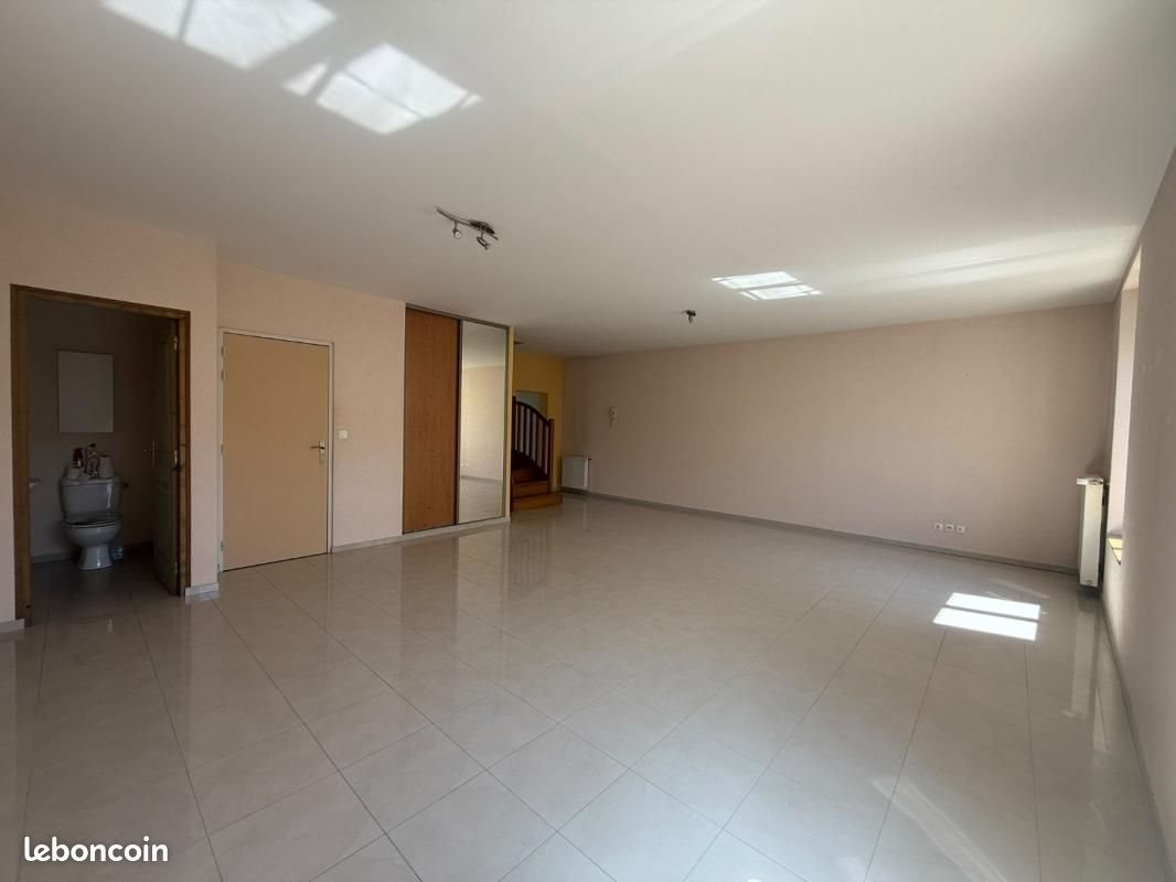 Appartement à louer, 160m², Bar-le-Duc