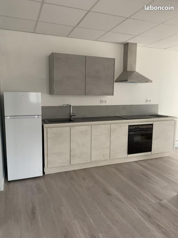 Appartement à louer, 58m², Biesles