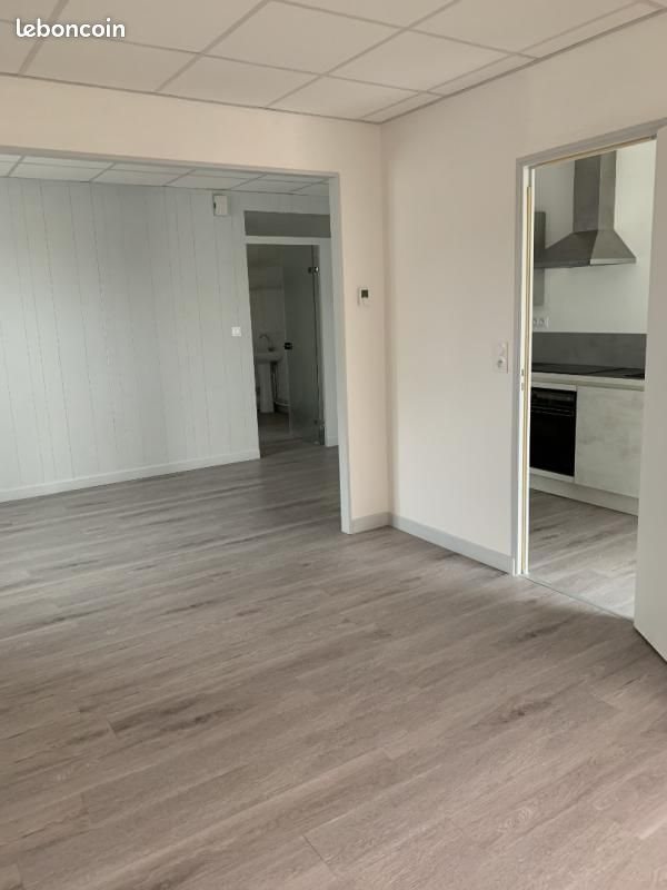 Appartement à louer, 58m², Biesles