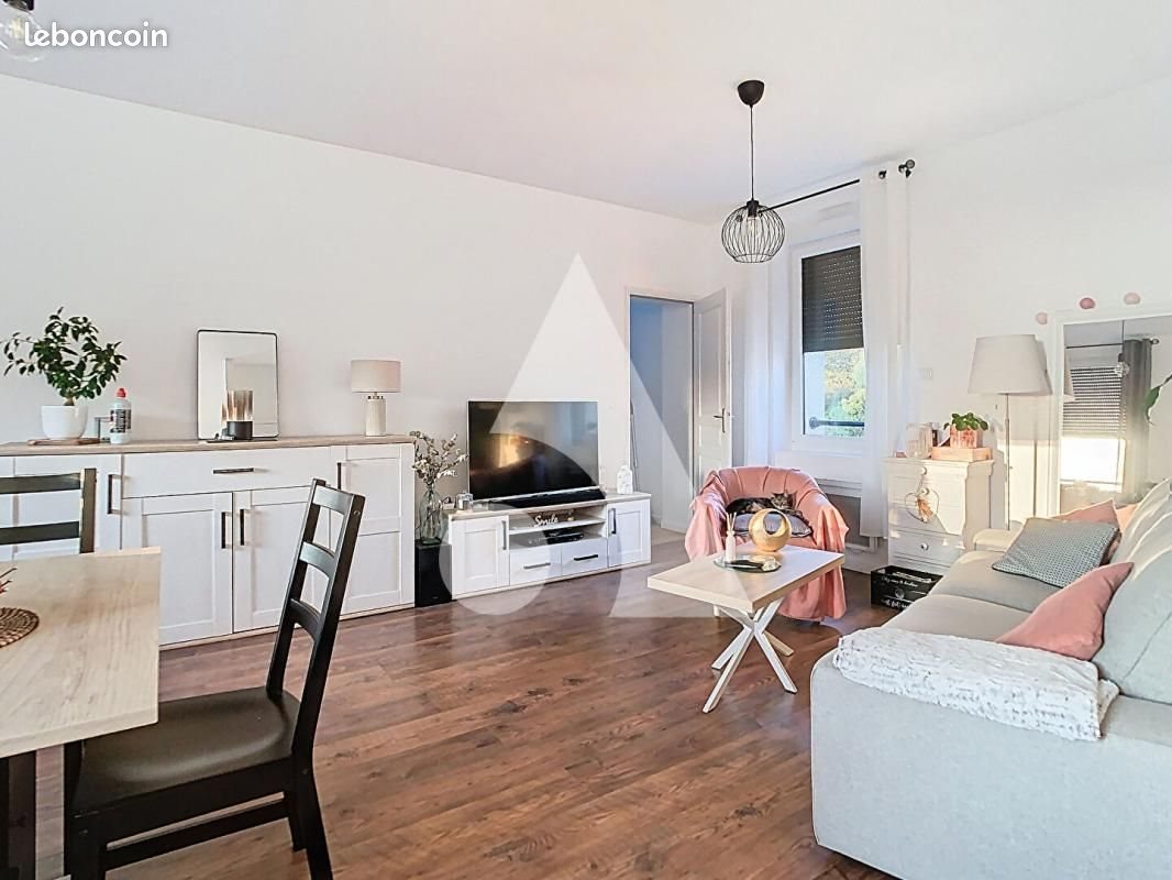 Appartement à louer, 45m², Corbehem