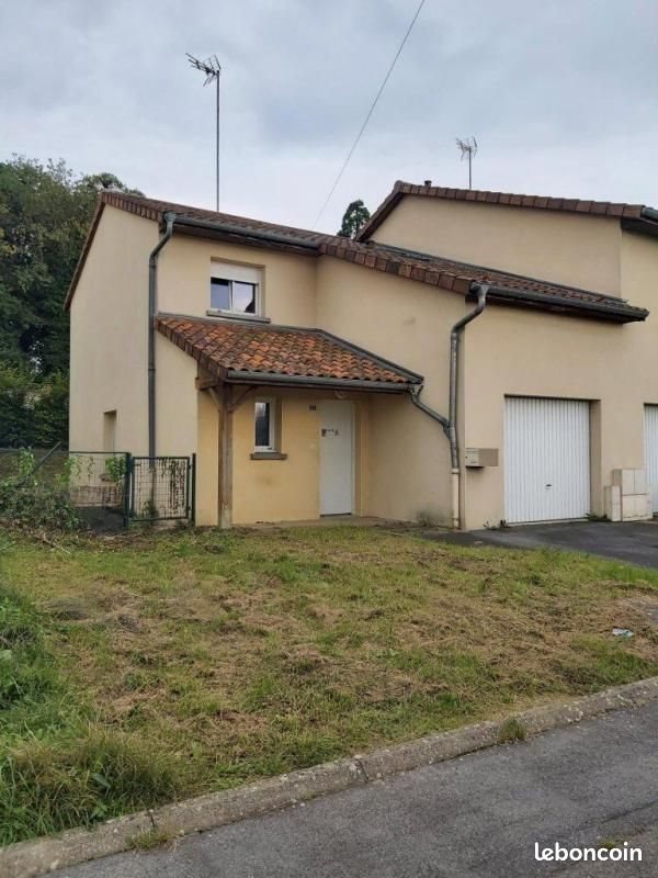 Maison à louer, 91m², Stenay