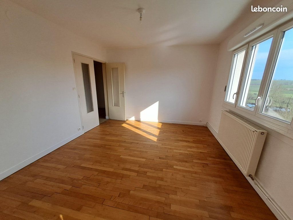 Appartement à louer, 57m², Robert-Espagne