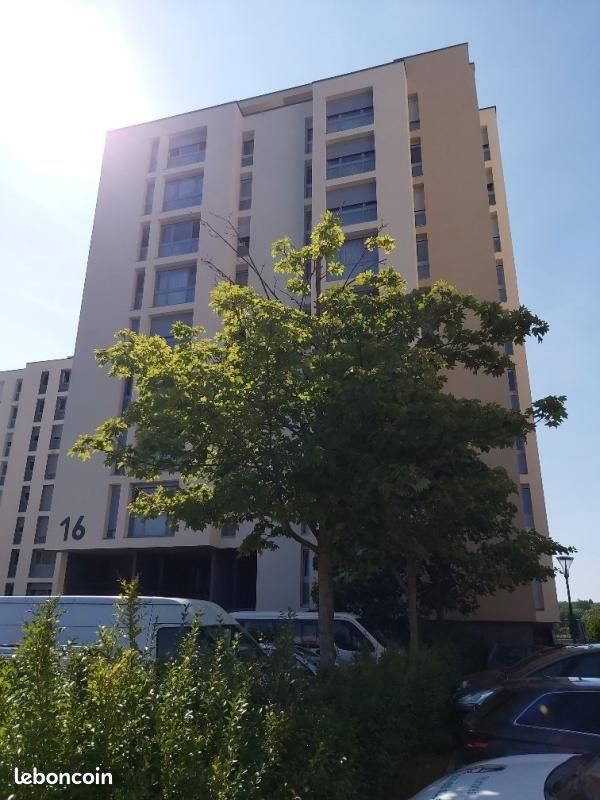 Appartement à louer, 76m², Verdun