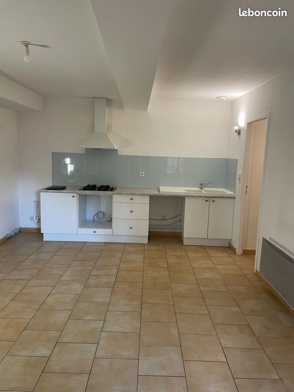Appartement à louer, 57m², Cucuron