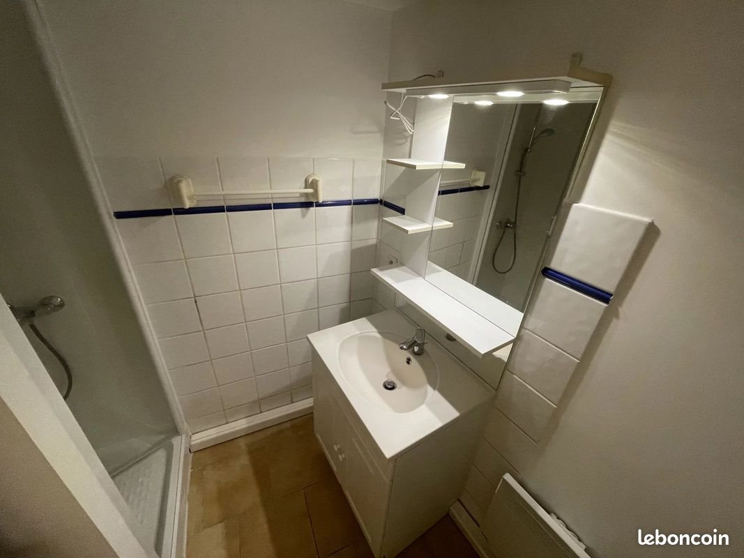 Appartement à louer, 57m², Cucuron
