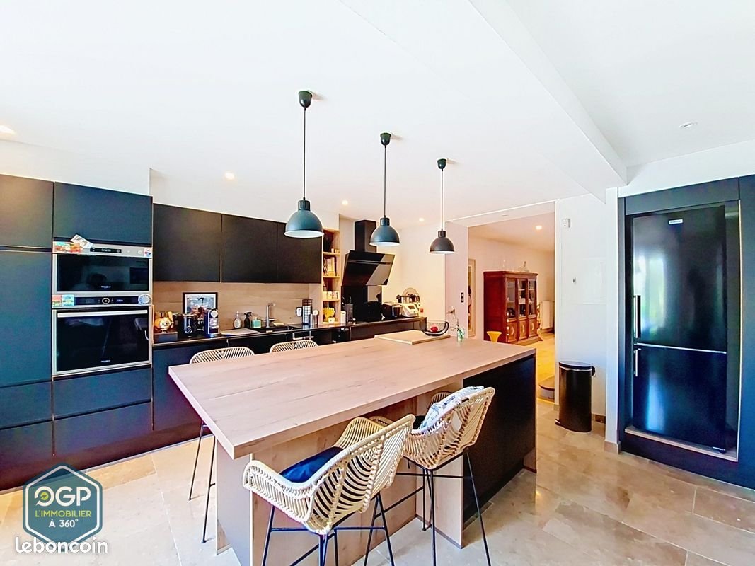 Maison à vendre, 198m², Paulhac