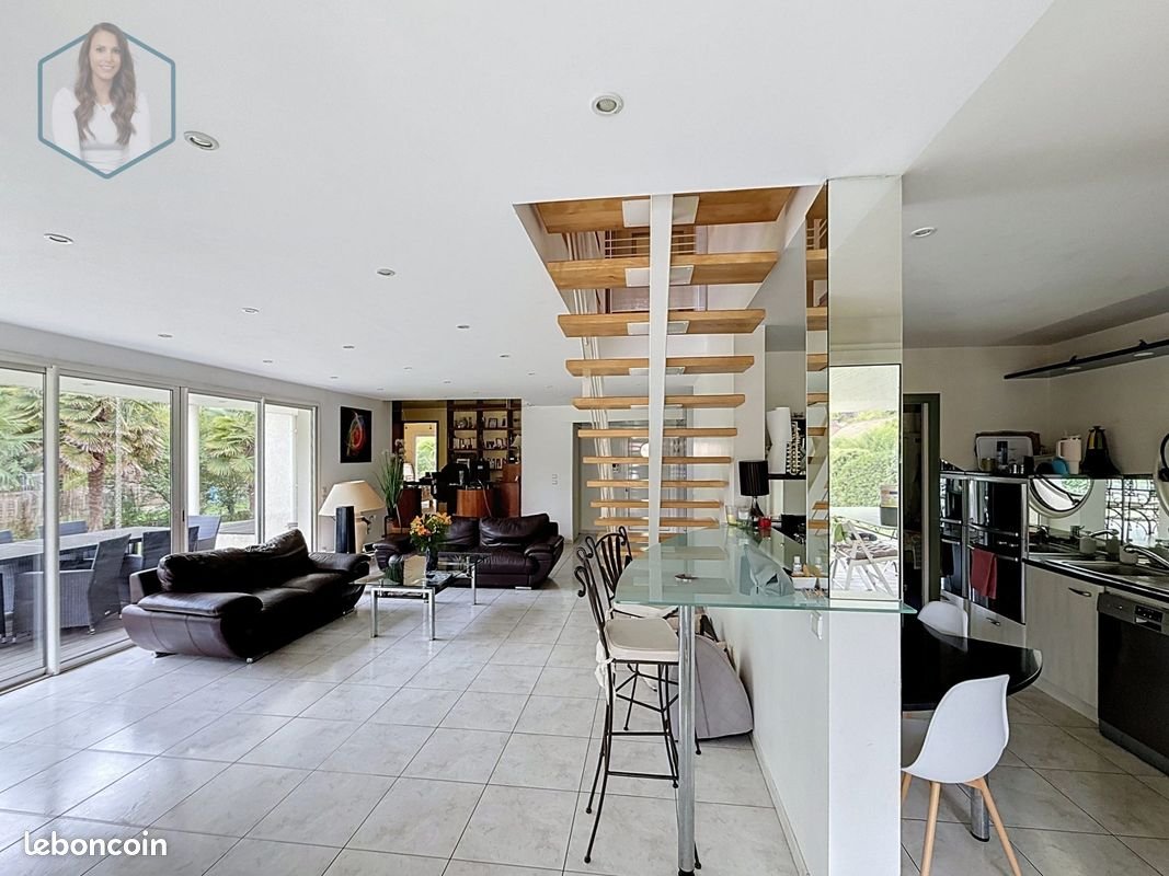 Maison à vendre, 173m², Bizanos