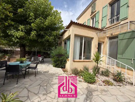 Maison à vendre, 166m², Saint-Zacharie