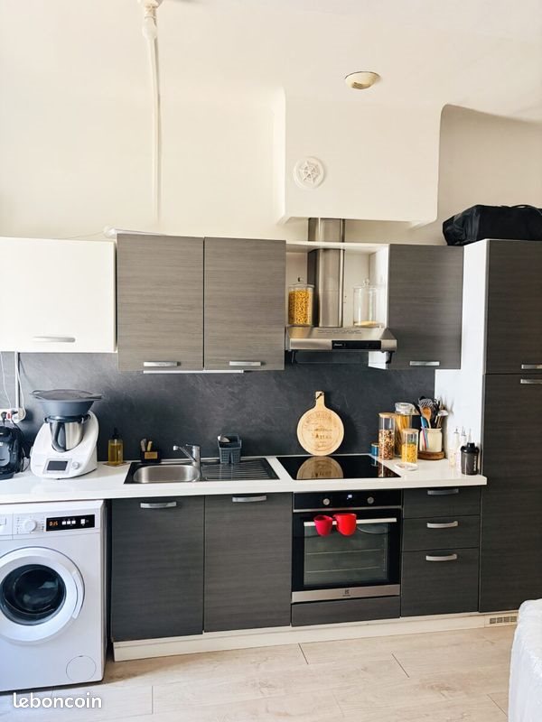 Appartement à louer, 73m², Saint-Zacharie