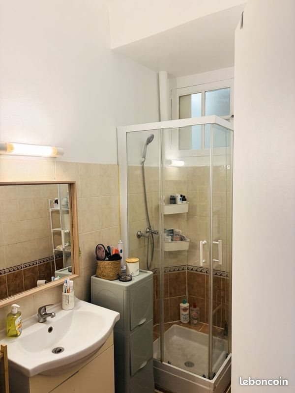 Appartement à louer, 73m², Saint-Zacharie