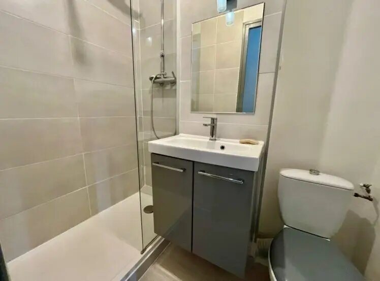 Appartement à louer, 85m², Nans-les-Pins