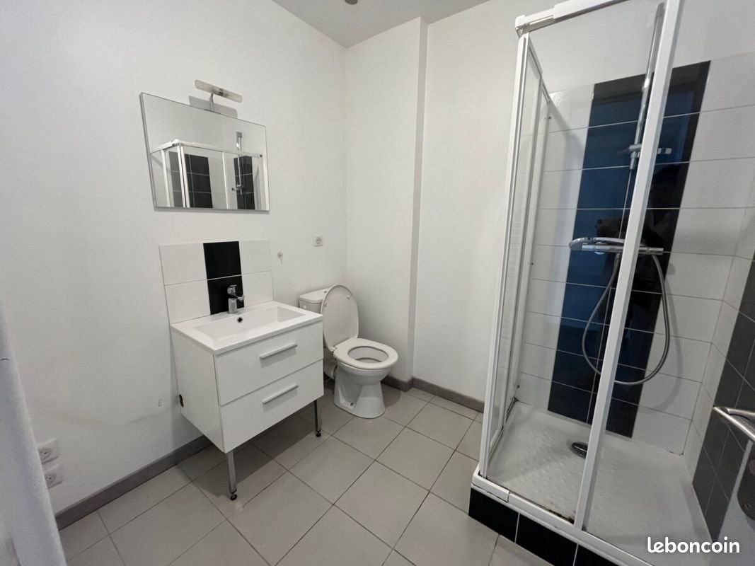 Appartement à louer, 54m², Saint-Zacharie