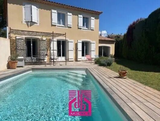 Maison à vendre, 147m², Saint-Zacharie