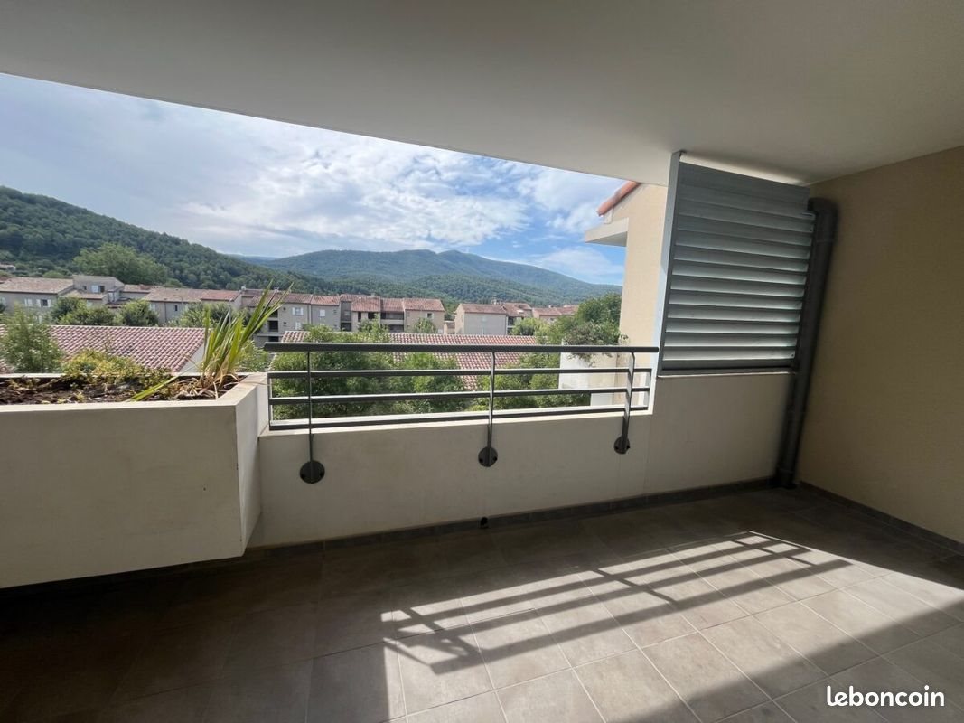 Appartement à louer, 66m², Saint-Zacharie