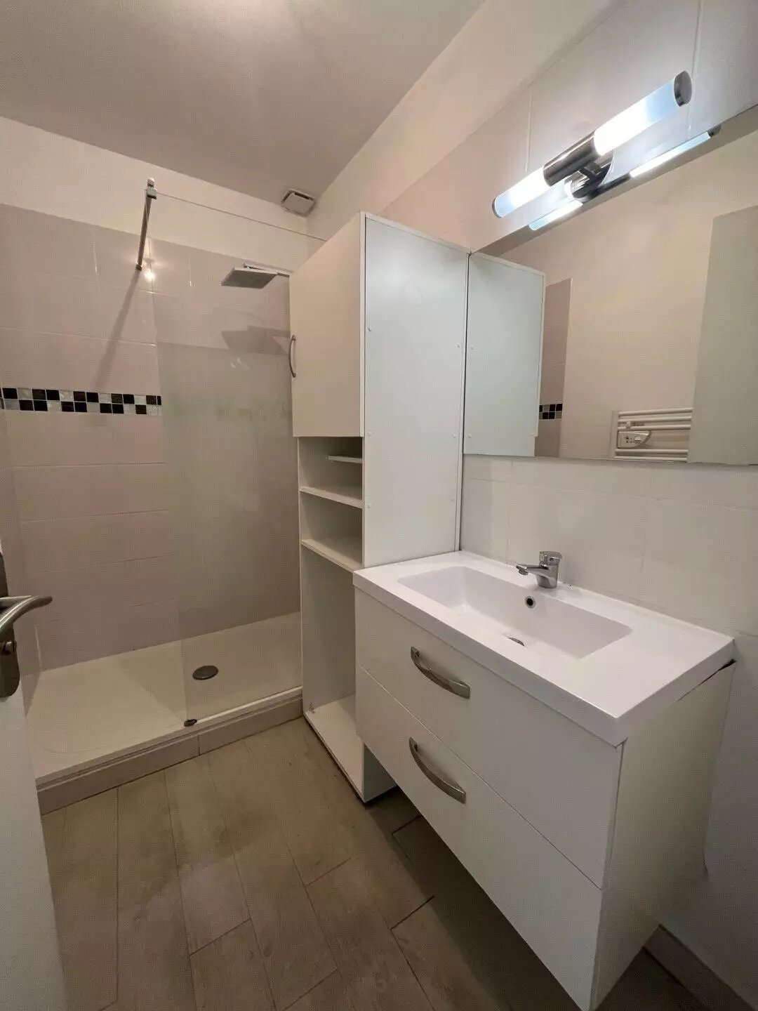 Appartement à vendre, 100m², Saint-Zacharie