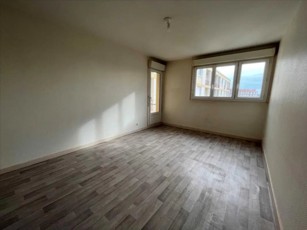Appartement à louer, 71m², Riom