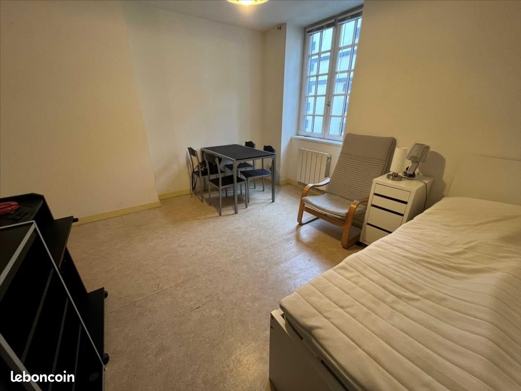 Appartement à louer, 25m², Riom