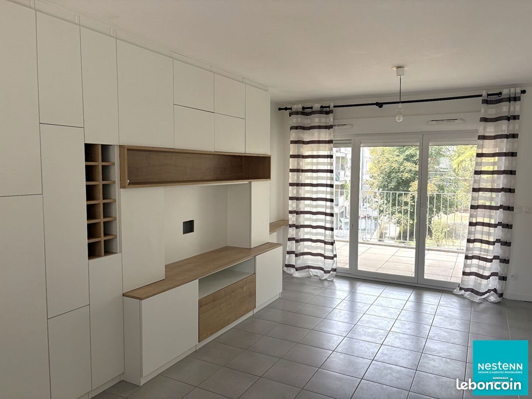 Appartement à louer, 63m², Bordeaux