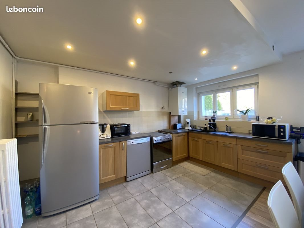 Appartement à vendre, 74m², Saint-Max
