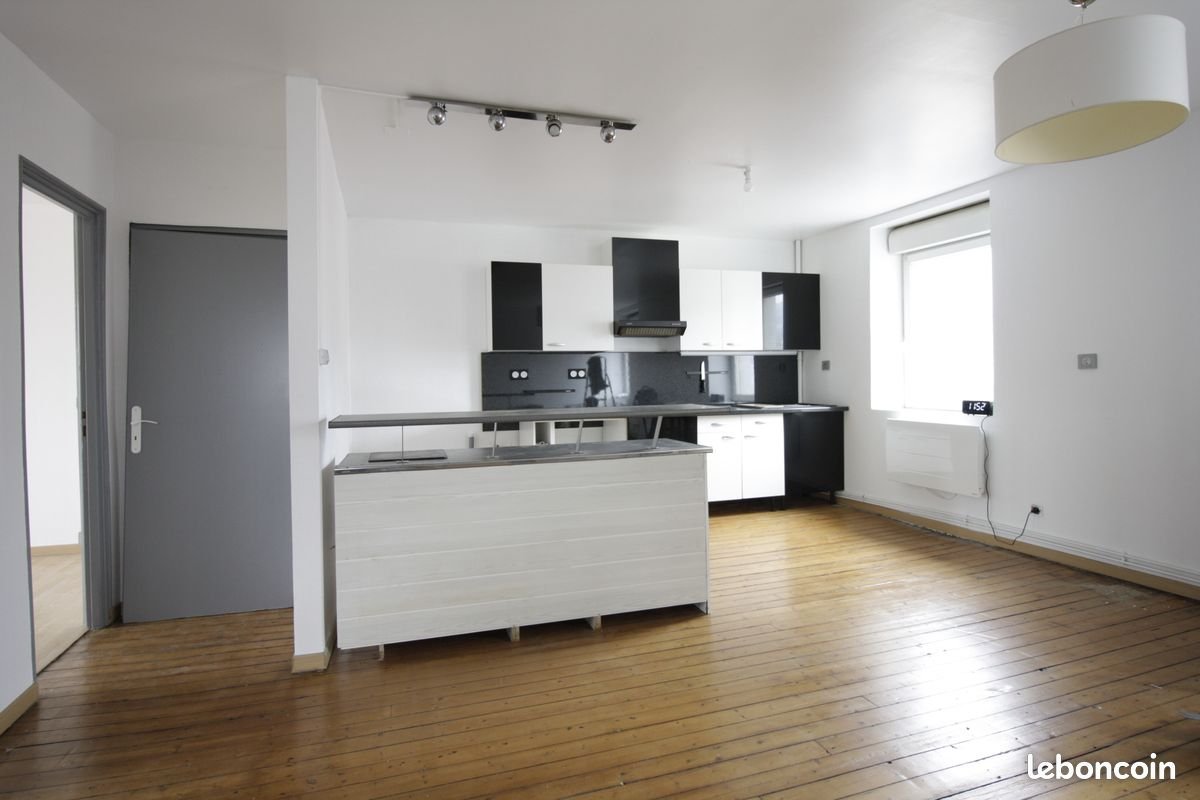 Appartement à louer, 69m², Neuves-Maisons