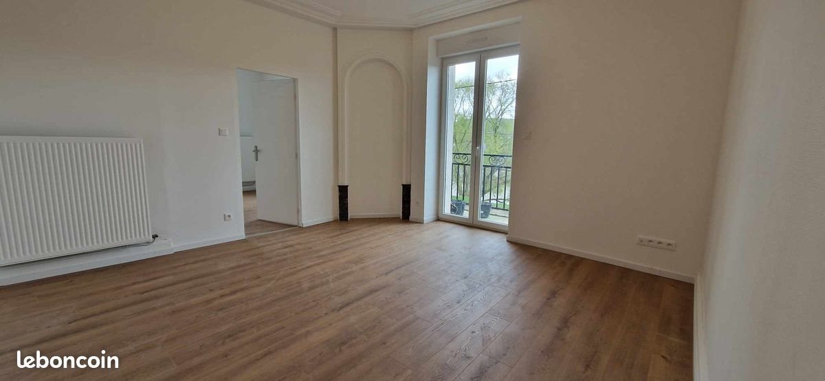 Appartement à louer, 73m², Pont-Saint-Vincent