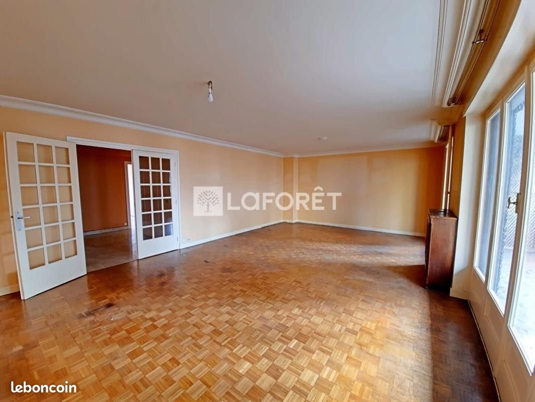 Appartement à vendre, 141m², Saint-Étienne