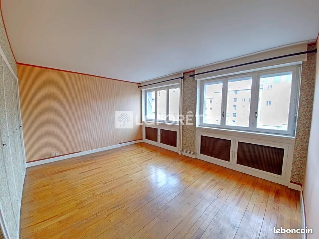 Appartement à vendre, 141m², Saint-Étienne