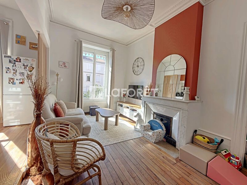 Appartement à louer, 54m², Saint-Etienne