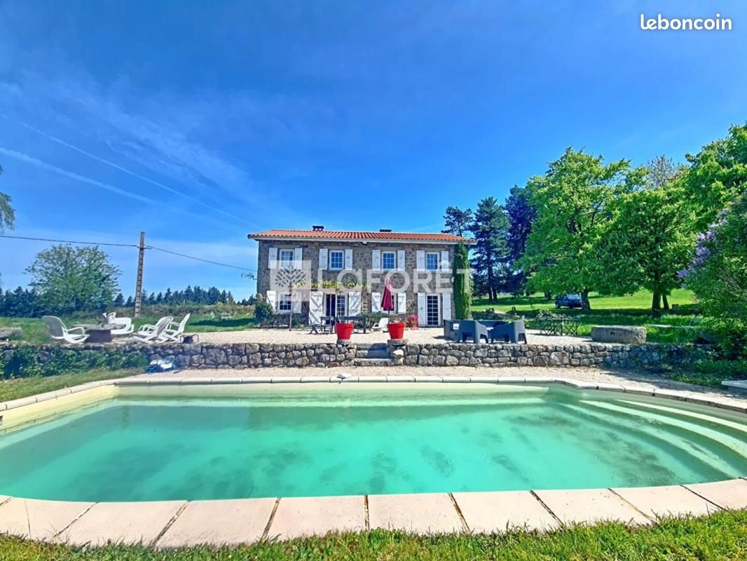 Maison à vendre, 300m², Saint-Romain-Lachalm