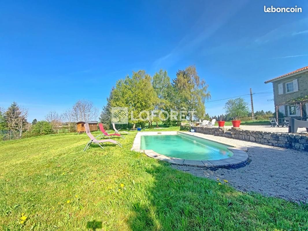 Maison à vendre, 300m², Saint-Romain-Lachalm