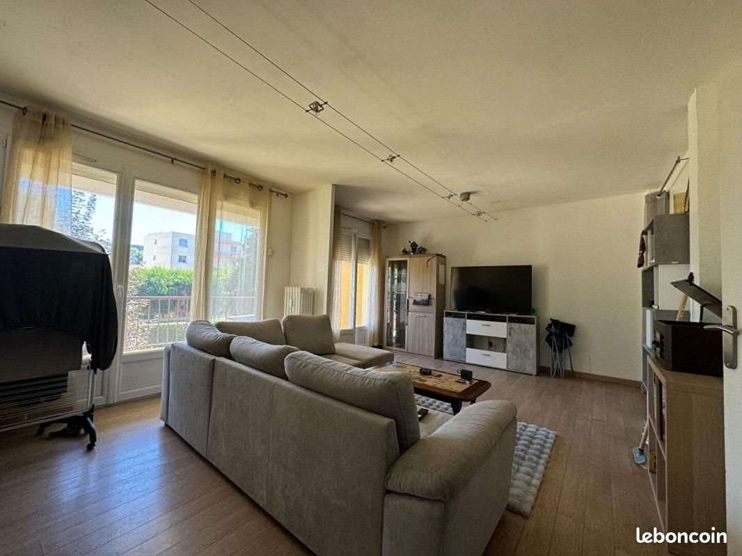 Appartement à vendre, 59m², Saint-Étienne