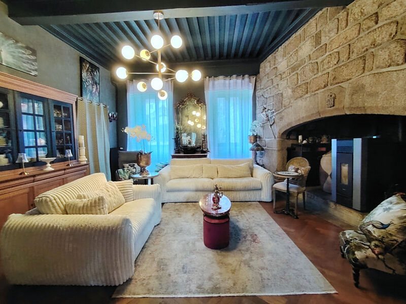 Maison à vendre, 280m², Dunières