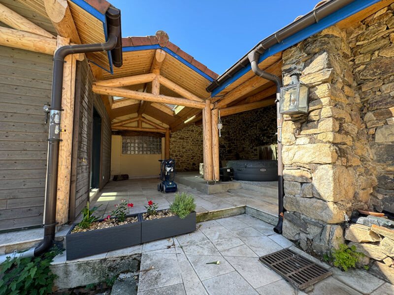 Maison à vendre, 190m², Doizieux