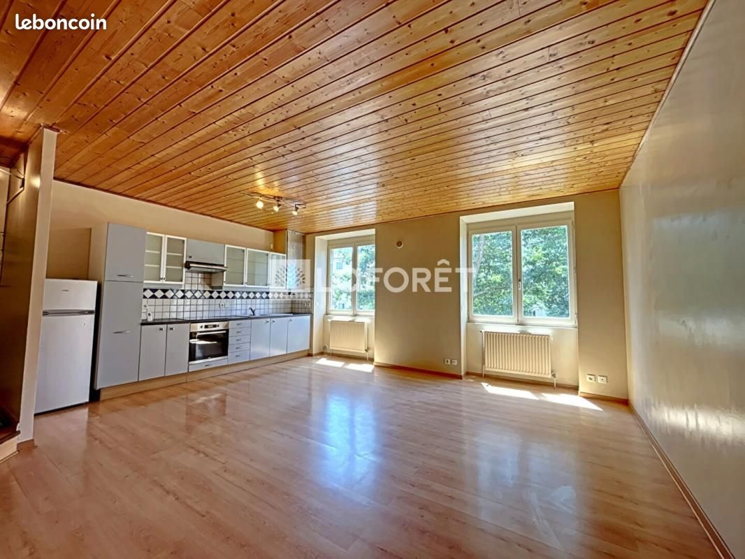 Appartement à louer, 80m², Saint-Étienne