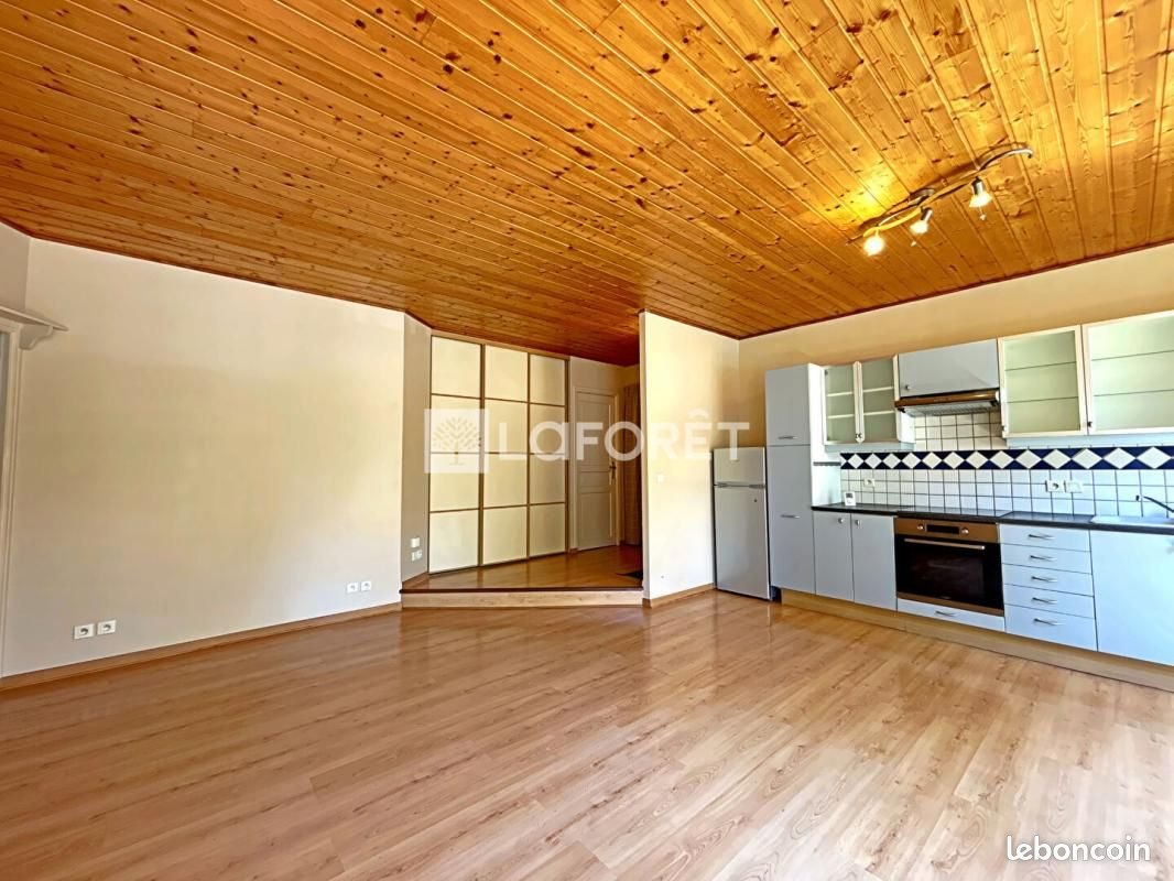Appartement à louer, 80m², Saint-Étienne