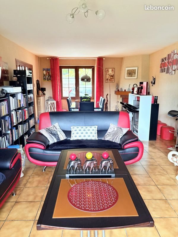 Maison à vendre, 95m², Saint-Victurnien
