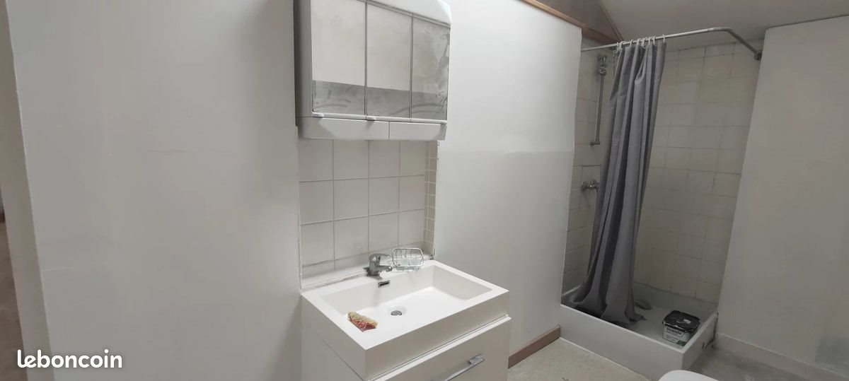 Maison à louer, 76m², Etagnac