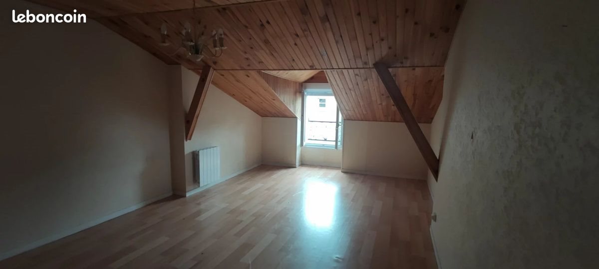 Appartement à louer, 82m², Rochechouart