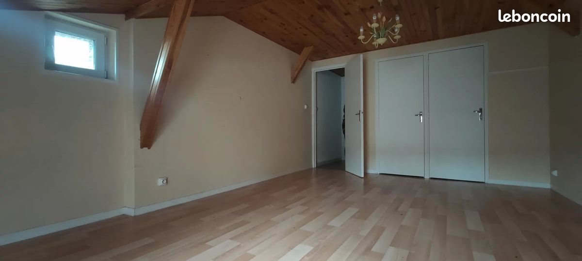 Appartement à louer, 82m², Rochechouart