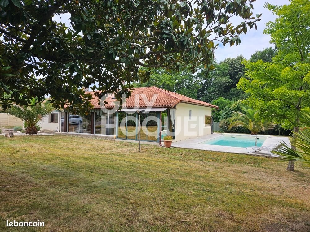 Maison à vendre, 120m², Villeneuve-de-Marsan
