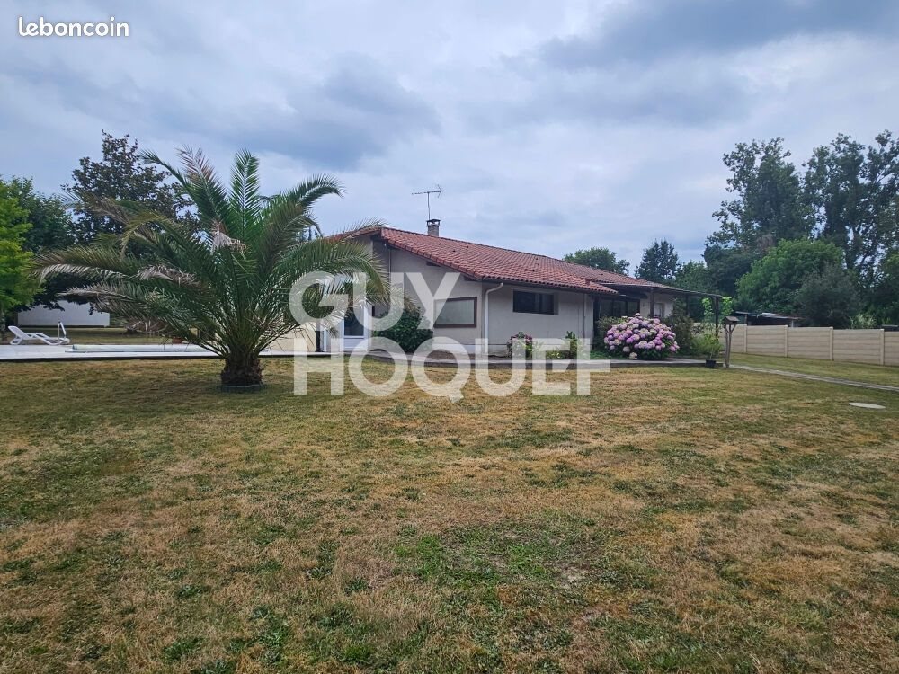 Maison à vendre, 120m², Villeneuve-de-Marsan