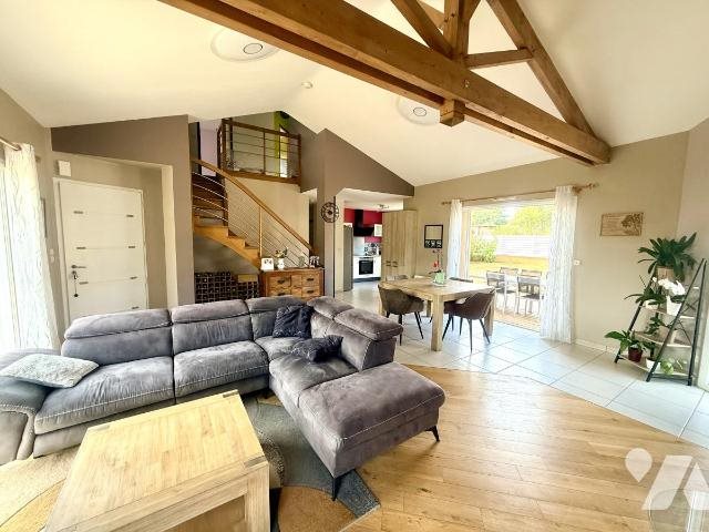 Maison à vendre, 131m², Château-Thébaud