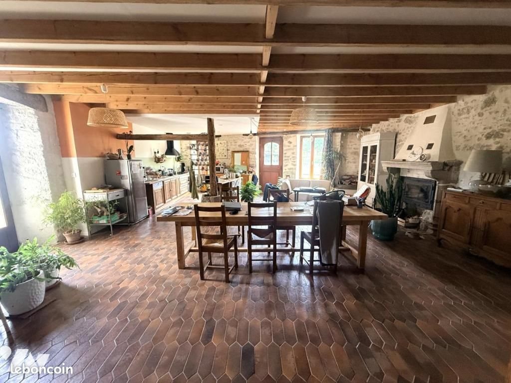 Maison à vendre, 375m², Cugand