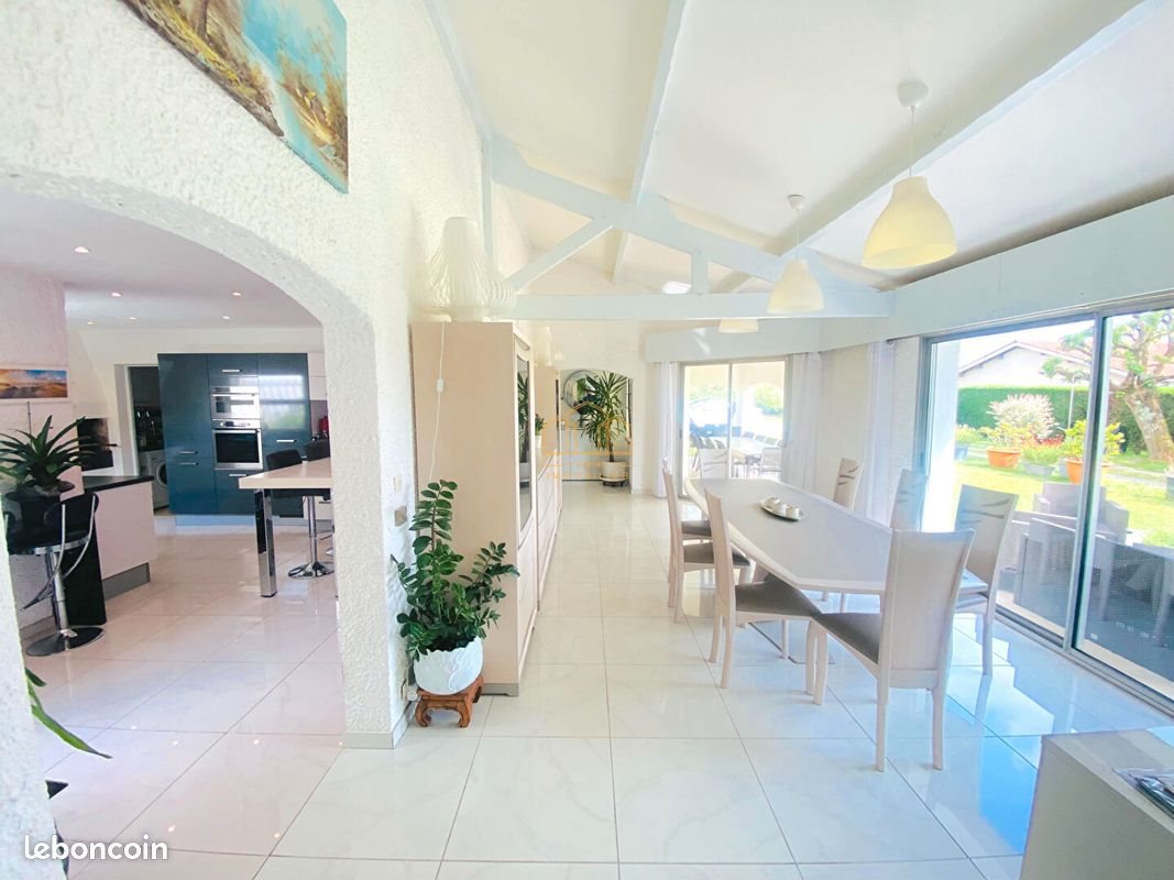 Maison à vendre, 208m², Gujan-Mestras