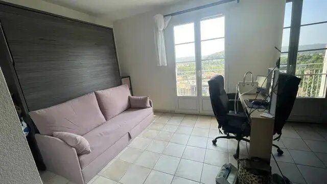 Appartement à louer, 19m², Callian