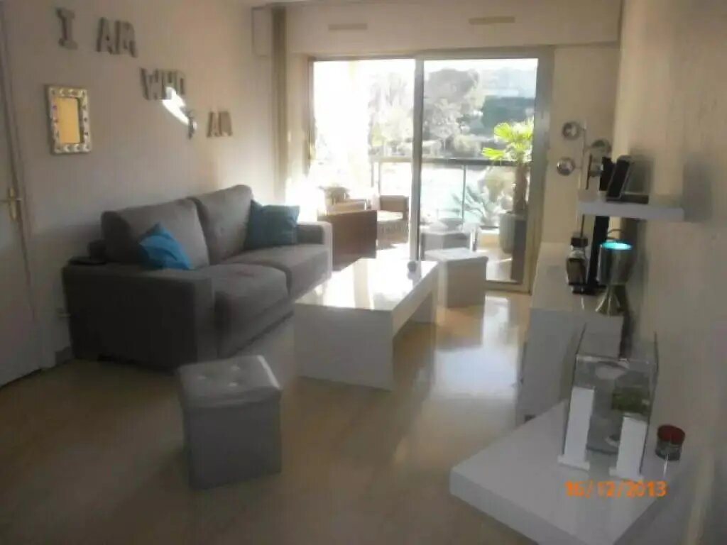 Appartement à louer, 31m², Mougins