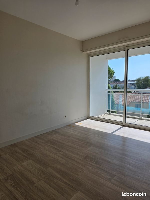 Appartement à louer, 43m², Niort