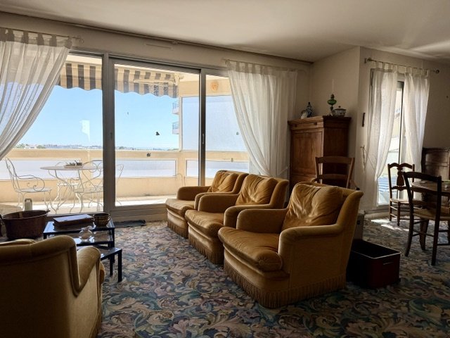 Maison à vendre, NaNm², La Rochelle