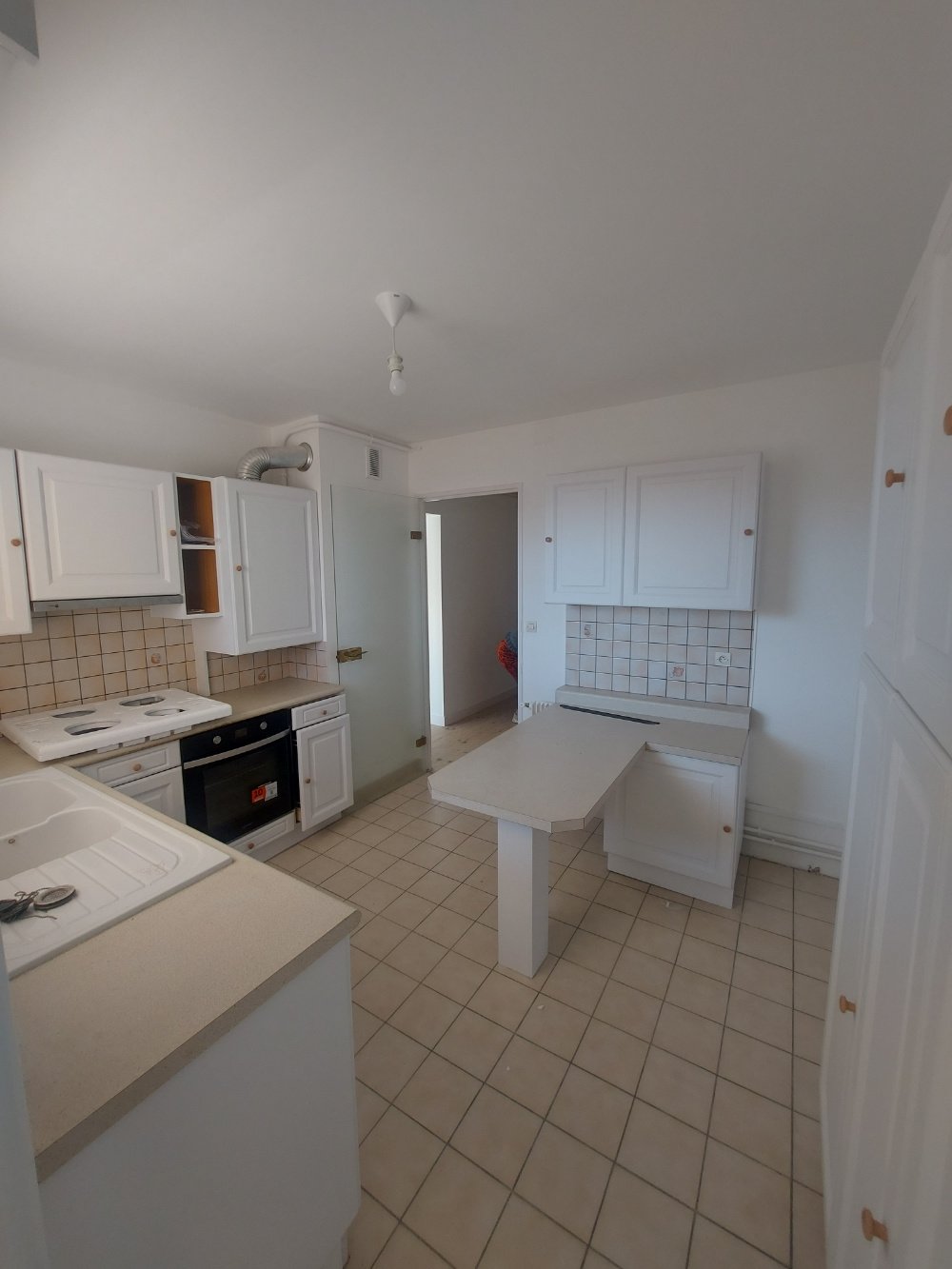 Appartement à louer, 1m², La Rochelle
