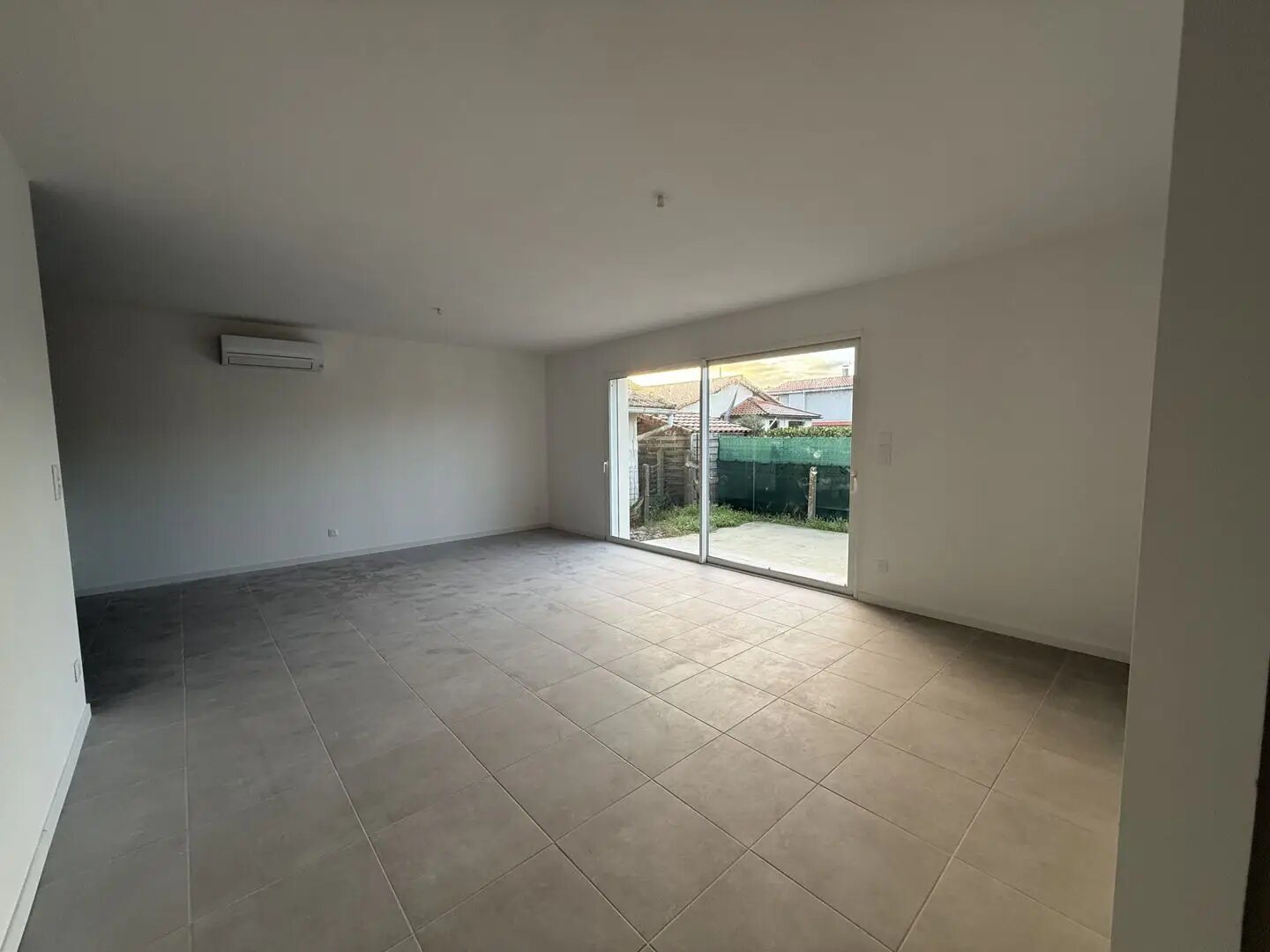 Maison à louer, 85m², Parentis-en-Born